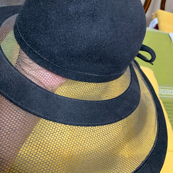 Hat - Picture 5 of 7